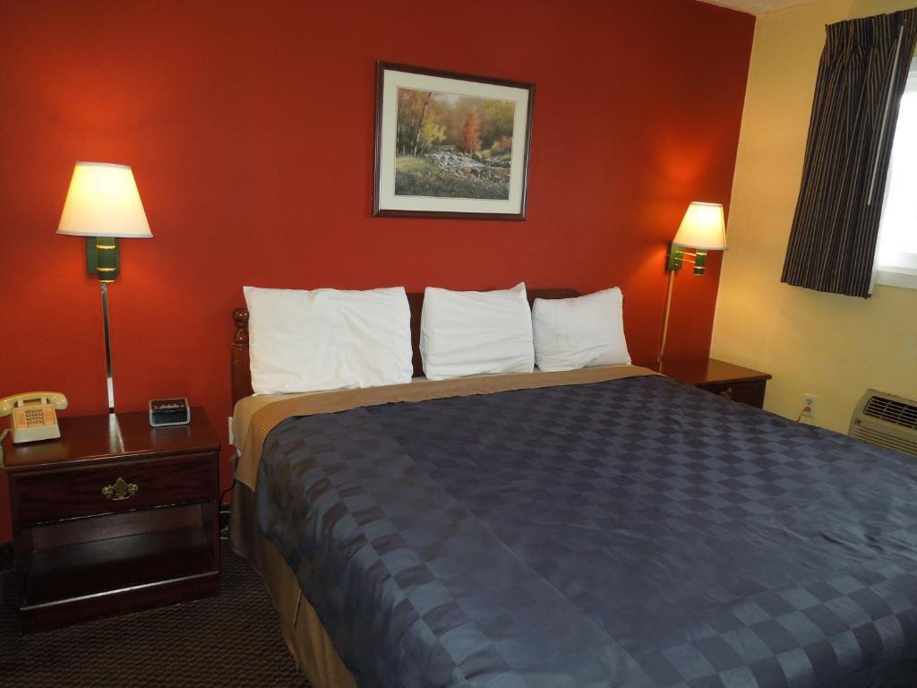 Red Carpet Inn - Allentown Room photo